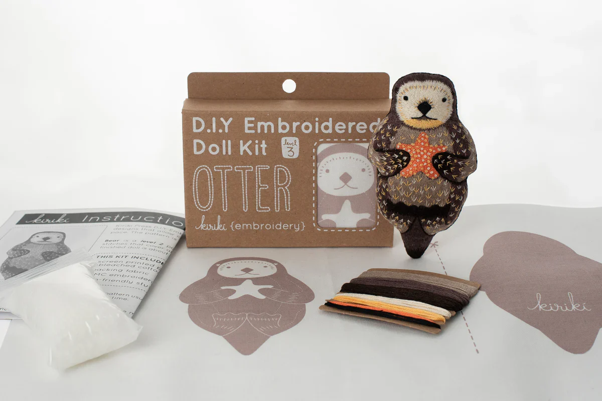 Otter Embroidery Kit - Image 3